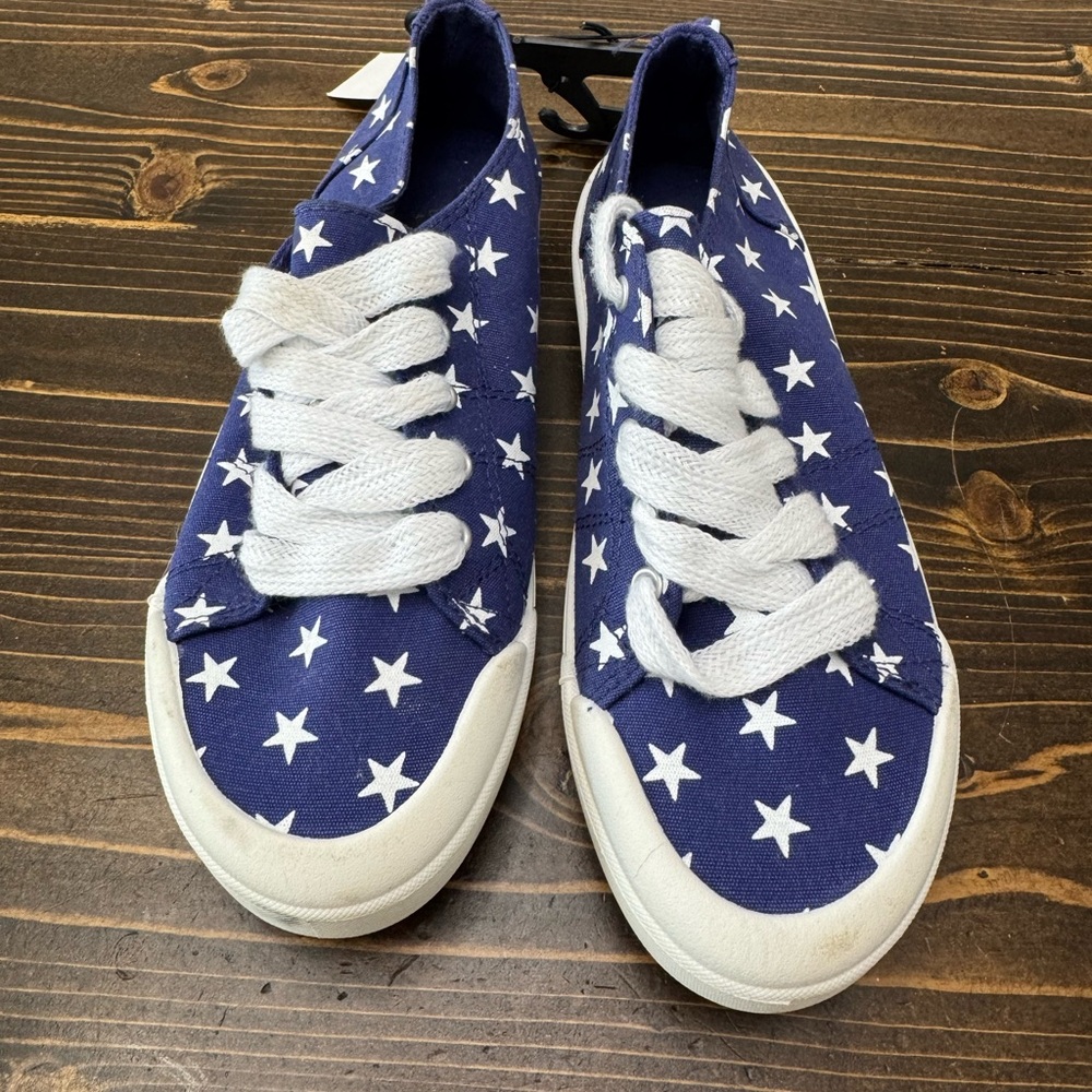Womens Star Pattern Sneakers - Blue with White Stars